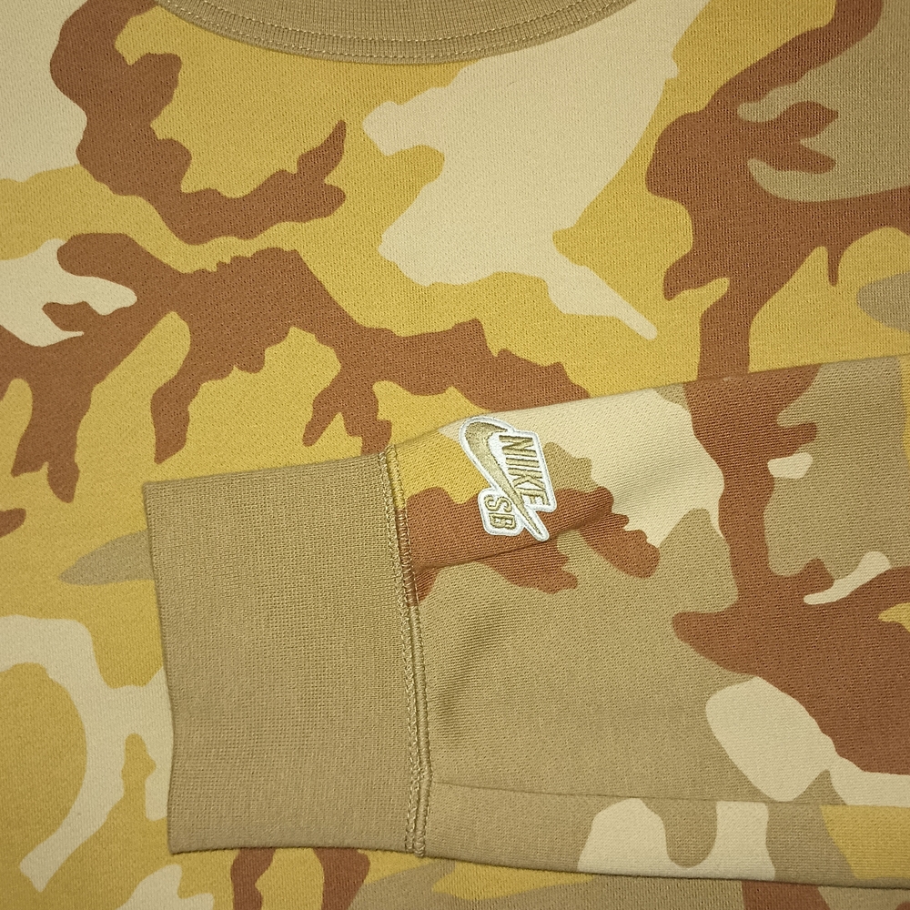 Nike Tan and Brown Camouflage Sweatshirt - Picture 6 of 7